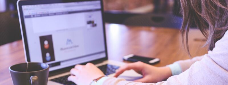 NFT漫画を出品・購入できるNFTマーケットプレイス3選